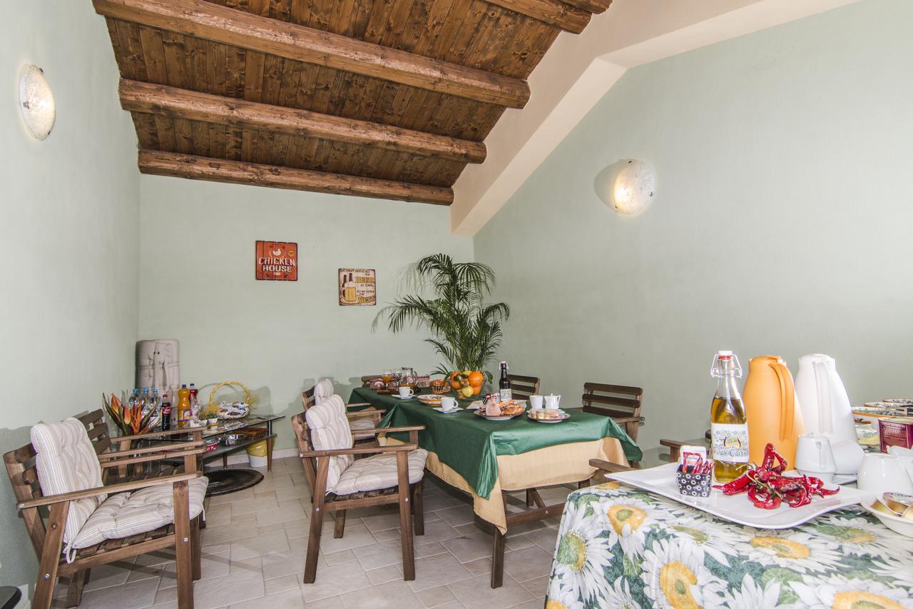 Abbraccio Del Carrubo Bed & Breakfast Scicli Luaran gambar