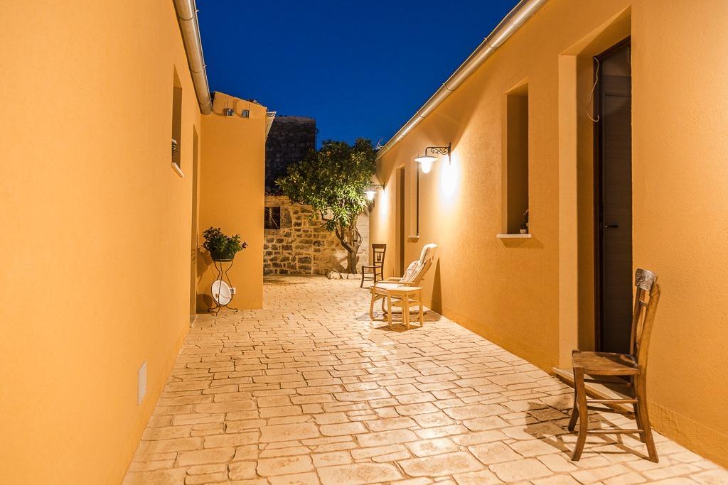 Abbraccio Del Carrubo Bed & Breakfast Scicli Luaran gambar